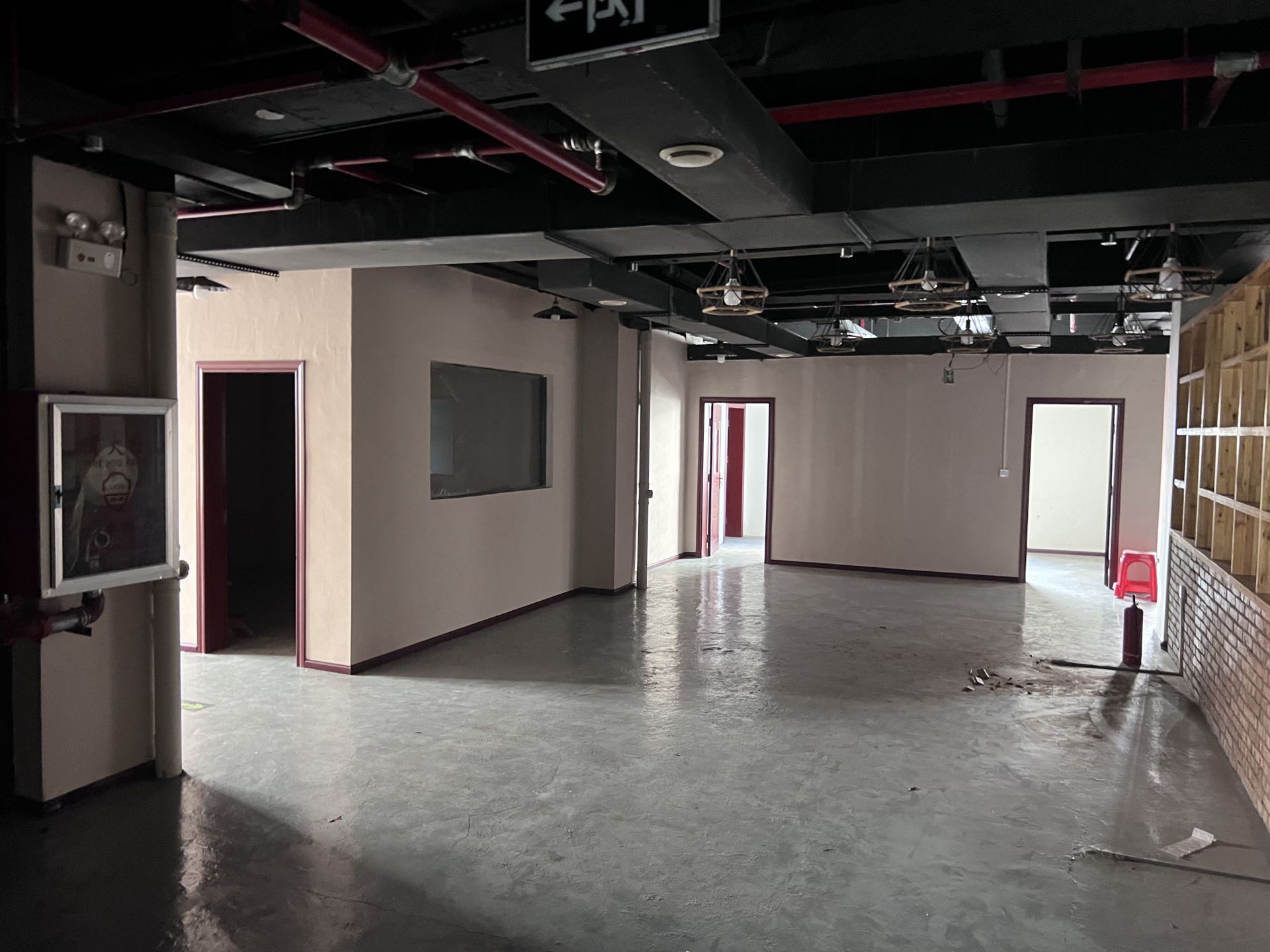 1727075306831718.jpg 圖片關(guān)鍵詞